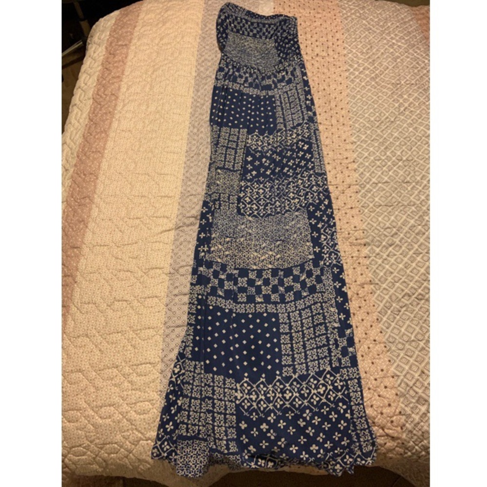 Hollister Blue Patterned Strapless Maxi Dress
